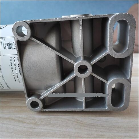 PL420 Truck Fuel Water Selection Assembly FS19816 612630080088 1000424916 مضخة تسخين تجميع المرشح مع قاعدة (كنز للتدفئة) in Saudi Arabia