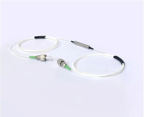 عازل الألياف البصرية على الإنترنت SM SMONE SNOND 1310NM عازل بصري مرحلتين مع 1550 رأس الموجة ذات الطول الموجي FC (أحادي القطب) in Saudi Arabia
