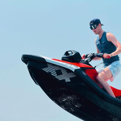 æra Frameless Ultralight ™-Sweatports Swim Goggle مع Nanotech Anti-Fog | حماية الأشعة فوق البنفسجية | Jet Ski ، Sup ، Surf in Saudi Arabia