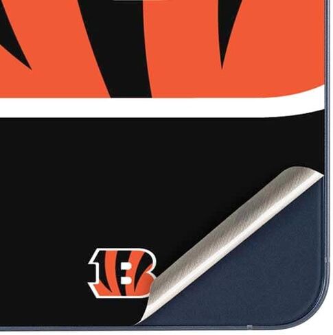 Skinit Skinit Phone Skin متوافق مع Galaxy A36 5G - NFL Cincinnati Bengals بالأبيض والرخص in Saudi Arabia