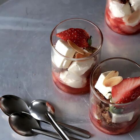 Borosil Drinking Glasses, 12 Oz, Set of 6, BPA Free, Borosilicate Drinking Glass, Clear & Lightweight Water Glass Set, Odor Resistant, Freezer & Dishwasher Safe, Glasses for Juice, Beer & Cocktails in Kuwait