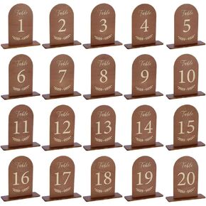 Fingerinspire 20 PCS أرقام طاولة زفاف خشبية 1-20 مع Coconut Brown Brown Double Swide Arch Table علامة مع حامل لحفل مطعم Bridal Shower Banquet in Kuwait