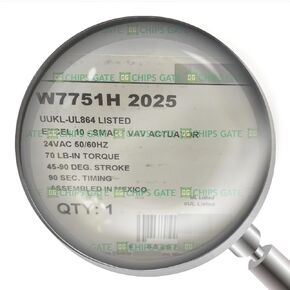 W7751H2025 1PC جديد W7751H2025 مع صندوق in Kuwait