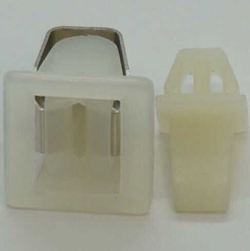 # US OEM Door Catch for LAQE7000LW0 FLSG72GCS3 6000ES2 FFLE3911QW1 in Saudi Arabia