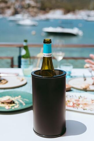 يستخدم دلو Chiller Wine & Champagne الفاخرة - No Drip - 5 مكعبات ثلج فقط ، وبرودة ثلج مستدامة أنيقة للمنزل ، والحفلات ، والهدف والضيافة الراقية - أكثر من 750 مل من زجاجات in Saudi Arabia