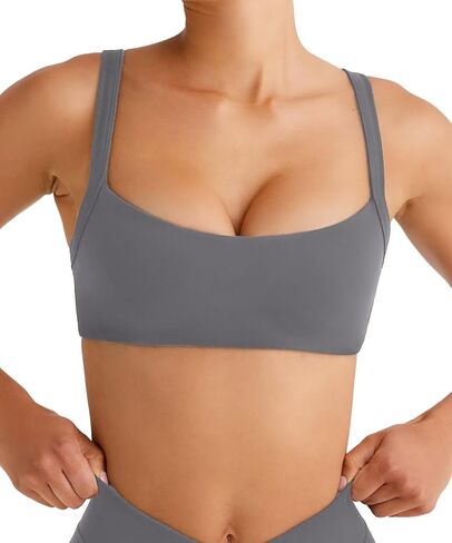 صدرية رياضية مبطنة من olmlmt للنساء قابلة للتعديل حزام مربع الرقبة اليوغا. in Kuwait