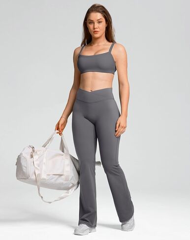 صدرية رياضية مبطنة من olmlmt للنساء قابلة للتعديل حزام مربع الرقبة اليوغا. in Kuwait