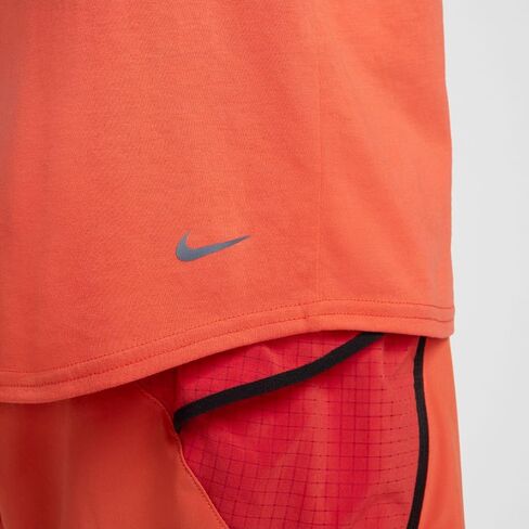 Nike Solar Chase Men's Men Fistless Runveless Top (Vintage Coral/Khaki/Black ، FN3309-846) size small in Saudi Arabia