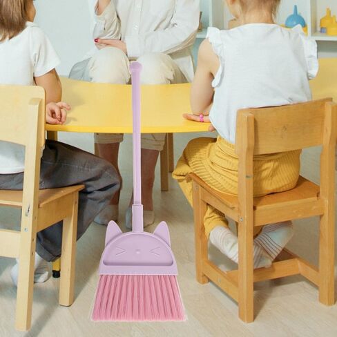 Cabilock Broom مع Cat Design Plastic Broom لتنظيف المدارس المنزلية خفيفة الوزن وممتع لتدريس عادات النظافة in Kuwait