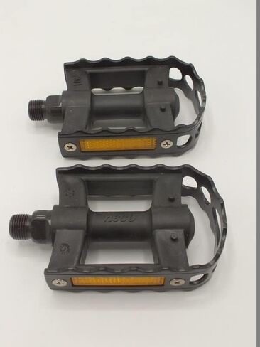 NECO 201 Metal Cage Mountain Bike Pedals 9/16 "بوصة مع عاكسات هجين دراجة in Saudi Arabia