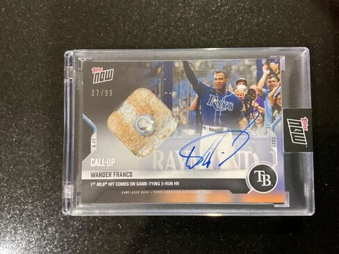 Auto Base Relic 37/99 Wander Franco 2021 MLB TOPPS NOW 402A MLB HOLO Debut - Baseball Slabbed Autographed Cards in Saudi Arabia