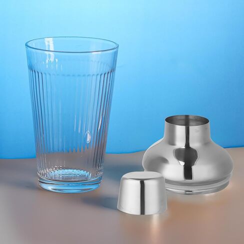 Glass Cocktail Shaker, Martini Shaker with Strainer for Bars, Whiskey, Cocktails 17oz (Gold) in Saudi Arabia