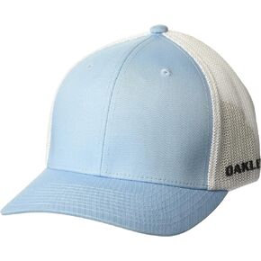 Oakley Standard Golf Cresting Trucker Hat