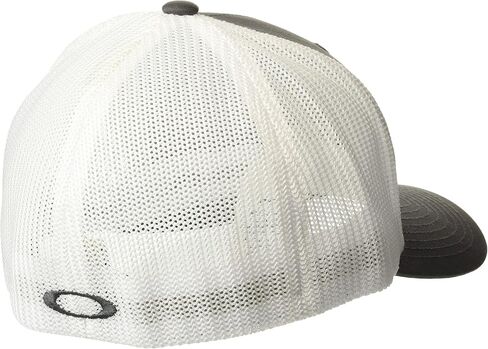 Oakley Standard Golf Cresting Trucker Hat in Kuwait