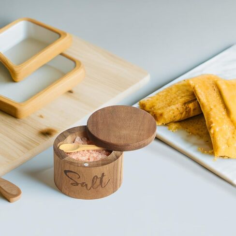 صندوق ملح أو توابل من خشب السنط مع غطاء دوار لسطح المطبخ، حافظة ملح مع ملعقة مدمجة، ديكور مطبخ المزرعة الحديث لتخزين الملح والأعشاب والتوابل أو التوابل in Kuwait