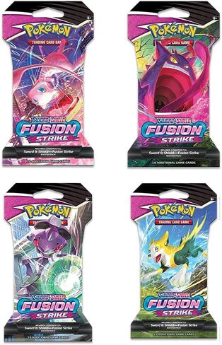 4 حزم TCG 10 Card Booster Pack Sword Shield 08 Fusion Strike in Kuwait