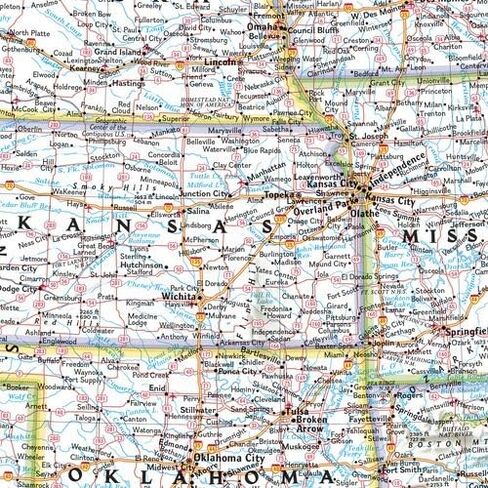 National Geographic: United States Classic Wall Map - Poster Size - 36 x 24 inches - Art Quality Print in Saudi Arabia