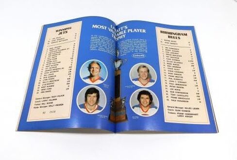 1977-78 Birmingham Bulls vs Winnepeg Jets WHA Hockey Playoff Program - NFL Programs in Kuwait