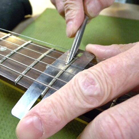 أداة تسوية Stewmac Fret Kisser Fret ، وسرعان ما اكتشف مستوى جيتار واحد (3771) in Saudi Arabia