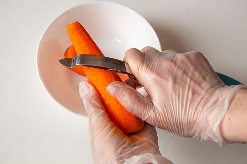 GripProtect Vinyl Exam Gloves | Powder-Free Disposable Gloves | Medical, Food (Small 1,000) in Kuwait