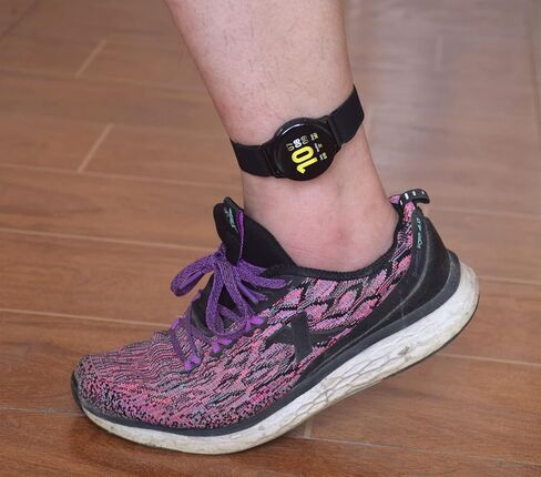 سوار معصم مرن 20 مم/حزام يد متوافق مع ساعة Samsung Galaxy Watch 4 40 مم/44 مم/كلاسيك 42 مم/كلاسيك 46 مم، Galaxy Watch3 41 مم، ساعة Galaxy Watch Active 2 40 مم الذكية (أسود، متوسط) in Kuwait