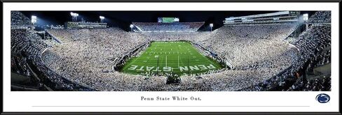 Penn State Football ، End Zone (2021 White Out) - ملصق غير مؤلف من 40 × 13.5 بواسطة Blakeway Panoramas in Saudi Arabia