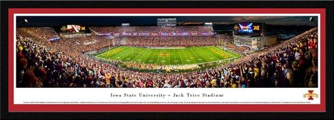 Blakeway Worldwide Panoramas ، Inc. Iowa State Football ، لعبة ليلية - صورة أو ملصق مؤطر in Saudi Arabia