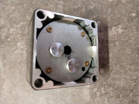 #us 2gk9ka in Kuwait