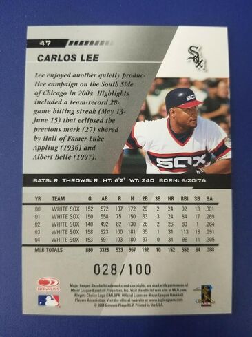 Carlos Lee 2004 Leaf Authentic Taxtures Auto #47 Chicago White Sox! - بطاقات البيسبول الموقعة MLB in Kuwait