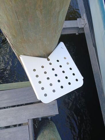 Boat Dock Step, Single-Step Boarding Platform, Aluminum with Powder Coat Finish, Post Mount in Saudi Arabia