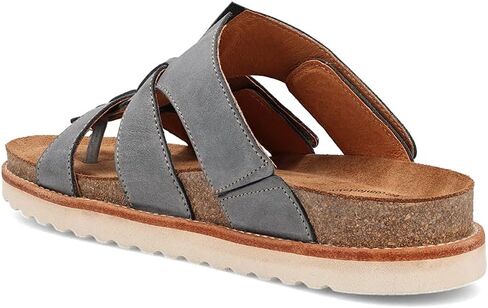 صندل نسائي رائع من Taos Footwear in Saudi Arabia