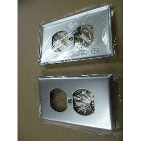 حزمة جديدة من 95101 واضحة المختار. Duplex Proceptacle Wallplate 5 PCS. جديد T140 متعدد الأغراض مجموعة متنوعة شاملة للأجهزة مجموعة Wnynenh06924 in Kuwait