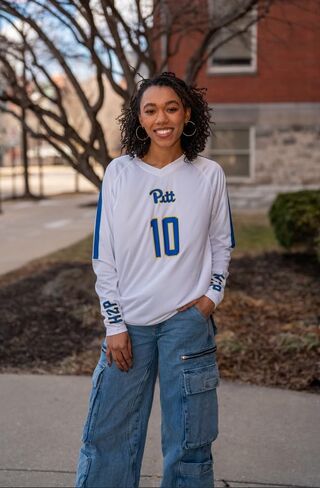 NCAA Womens Pittsburgh Panthers Volleyball Jersey in Kuwait