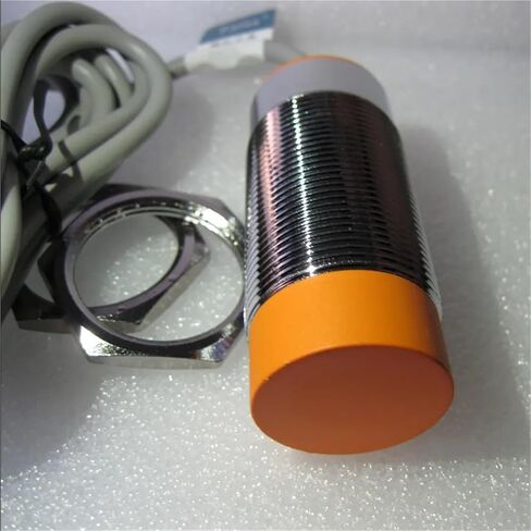 Capacitance M30 CAPACITIVE COPPLIATION SESSOR LJC30A3-H-Z/AY DIAMETER 30MM DISTER 25MM DC6-36V PNP NC SNESS in Saudi Arabia