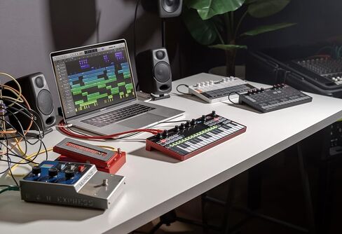 IK Multimedia UNO Synth Pro 3 oscillator monophonic analog synthesizer 37-key synth weighted FATAR keybed, multi-mode filter, arpeggiator, 64-step sequencer, audio input, full USB, MIDI, CV controls in Kuwait