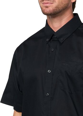 قميص Dockers Men's Signature Shirt قصير الأكمام كلاسيكي مع Defender Stain in Saudi Arabia