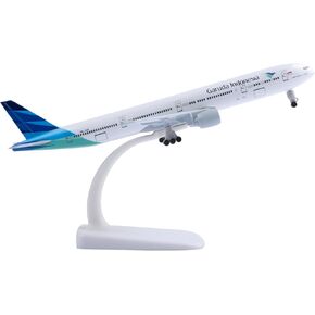 طائرة نموذجية بمقياس 1:300 طائرة نموذجية إندونيسيا 777 طائرة نموذجية مصنوعة من سبائك معدنية طائرات مصبوبة للهدايا والتحصيل in Kuwait