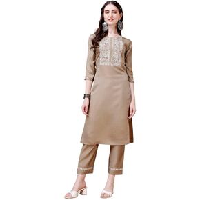 طقم كورتي حريمي 3/4 كم برقبة دائرية على شكل حرف A مع دوباتا in Kuwait