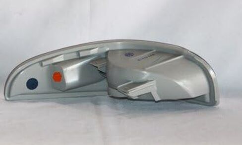 TYC إشارة الانعطاف الأيمن / مصباح إيقاف السيارة متوافق مع 1997-2004 شيفروليه كورفيت in Kuwait