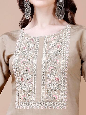 طقم كورتي حريمي 3/4 كم برقبة دائرية على شكل حرف A مع دوباتا in Kuwait