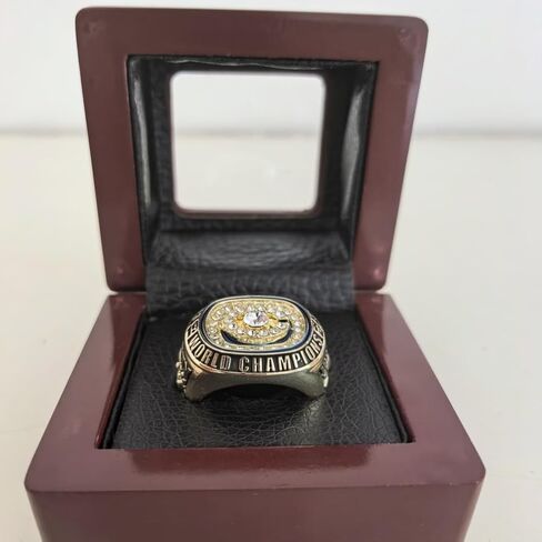 CLASSIC SERIES 1985 CHAMPIONSHIP RING Bear # Rarity Luxury Commemorative Sports Fan Detail Gift - Glory Collect Various Festivals Occasions with Sandalwood Box in Saudi Arabia