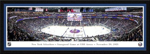 New York Islands - لعبة الافتتاح في UBS Arena - ملصقات بانورامية وصور مؤطرة من Blakeway Panoramas in Saudi Arabia