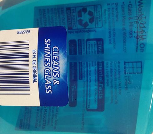 Windex Powerized Glass Cleaner with Ammonia-D (32-Ounce, 12-Pack, Spray Bottles) in Kuwait