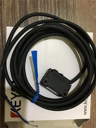 Mirror Reflective Photoelectric Switch PZ-G61N 10-30VDC in Saudi Arabia