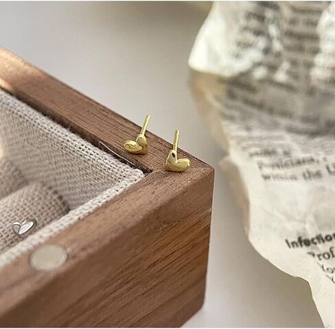 Small Heart Stud Earrings, Hypoallergenic Cute Heart Earrings Stud for Women Jewelry Gift Blue in Saudi Arabia