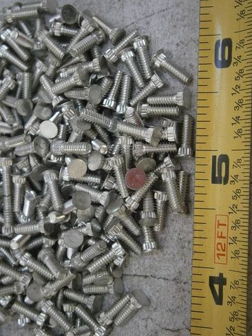 حزمة جديدة من KFH-440-6-ET Broaching Broching Studs 4-40 Thread 3/8 "Long Bronze الكثير من 50#5630 متعدد الأغراض مجموعة متنوعة شاملة للأجهزة Wnyneh04027 in Saudi Arabia