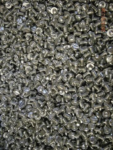 حزمة جديدة من 6-32 × 3/16 مقلاة MS Steel White الزنك المسمار الكثير من 100#996 متعددة الأغراض مجموعة متنوعة أجهزة تشويه مجموعة Wnynenh05368 in Saudi Arabia