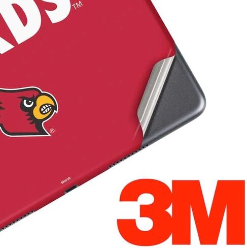 Skinit Skinit Tablet Skin Compatible مع iPad Air 13in M2 (2024) - تصميم بطاقات جامعة Louisville المرخصة رسميًا in Saudi Arabia