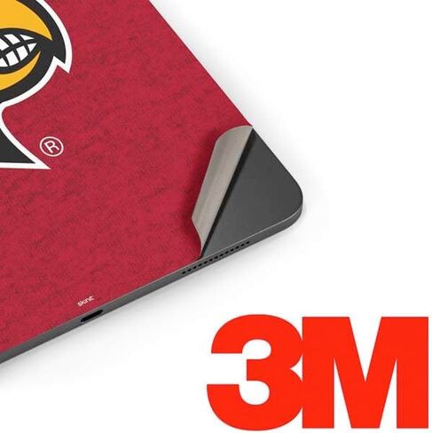 Skinit Skinit Tablet Skinnable مع iPad Pro 11in M4 (2024) - تصميم الخلفية الأحمر بجامعة لويزفيل المرخصة رسميًا in Saudi Arabia
