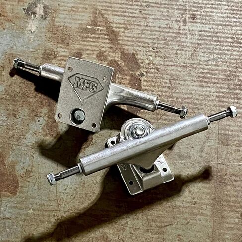 ACE Classic Skateboard Trucks – Lightweight & Durable Aluminum & Steel Axle for Smooth, Responsive Turning | Perfect for Street, Park, and Bowl Skating in Saudi Arabia